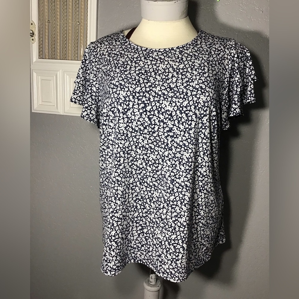 ADRIANNA PAPELL Size 2X Women’s Color Blue/white Puff Short Sleeve Blouse.